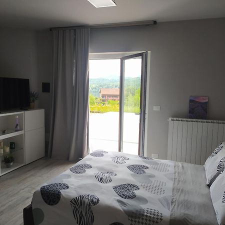 אביליאנה Villa Fiorita מראה חיצוני תמונה